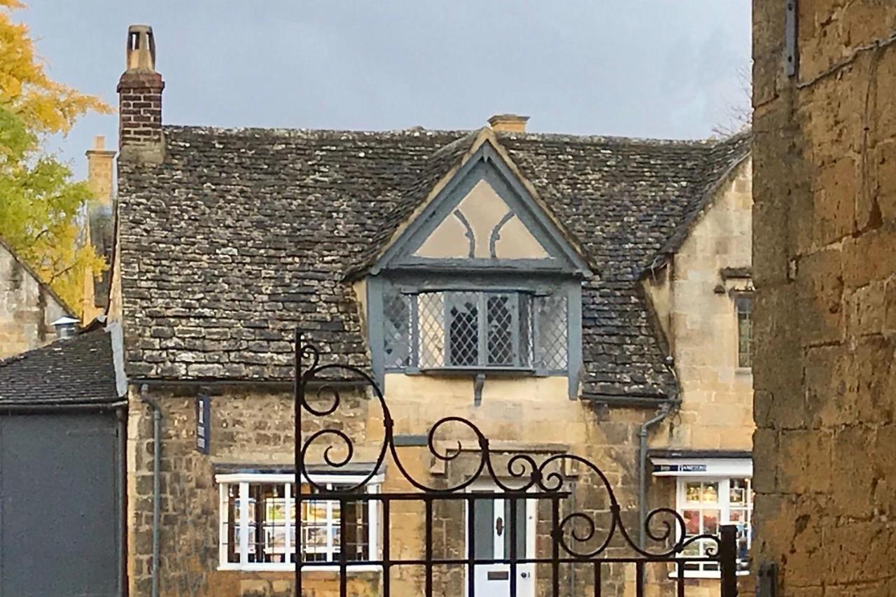 Cotswolds Place - Chancewell บรอดเวย์ ภายนอก รูปภาพ